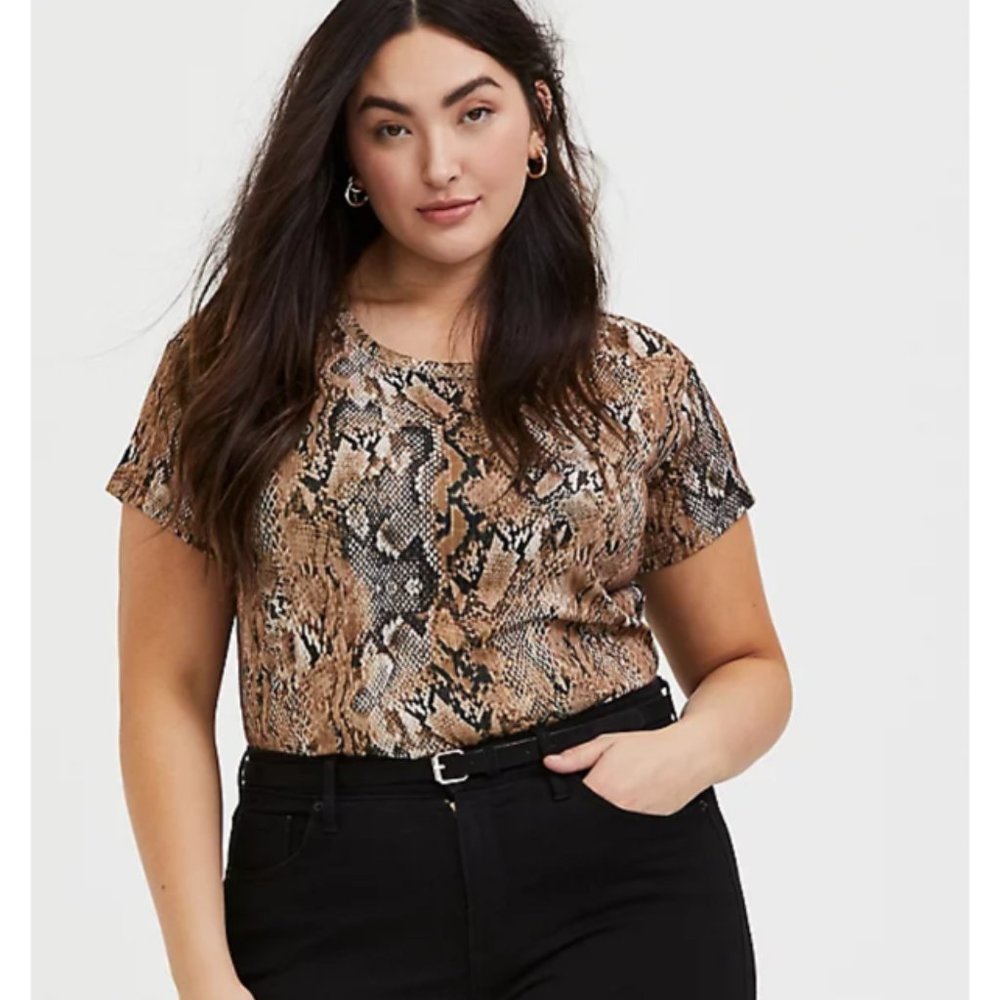 Snakeskin Print Rib Crop/Short length Crewneck Tee - 1x